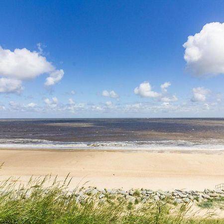 Superb Caravan With Decking Nearby Scratby Beach In Norfolk Ref 50030H Great Yarmouth Exteriér fotografie
